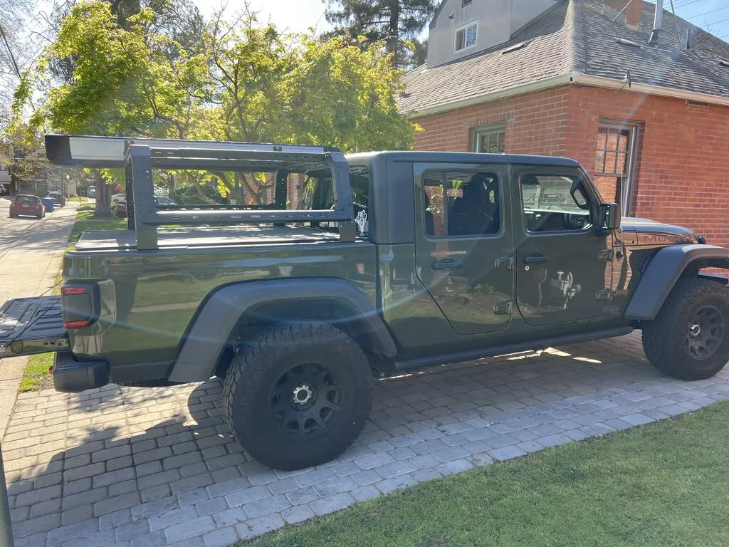 2019 - 2023 | Jeep | Gladiator 4CX Series Shiprock Bed Rack
