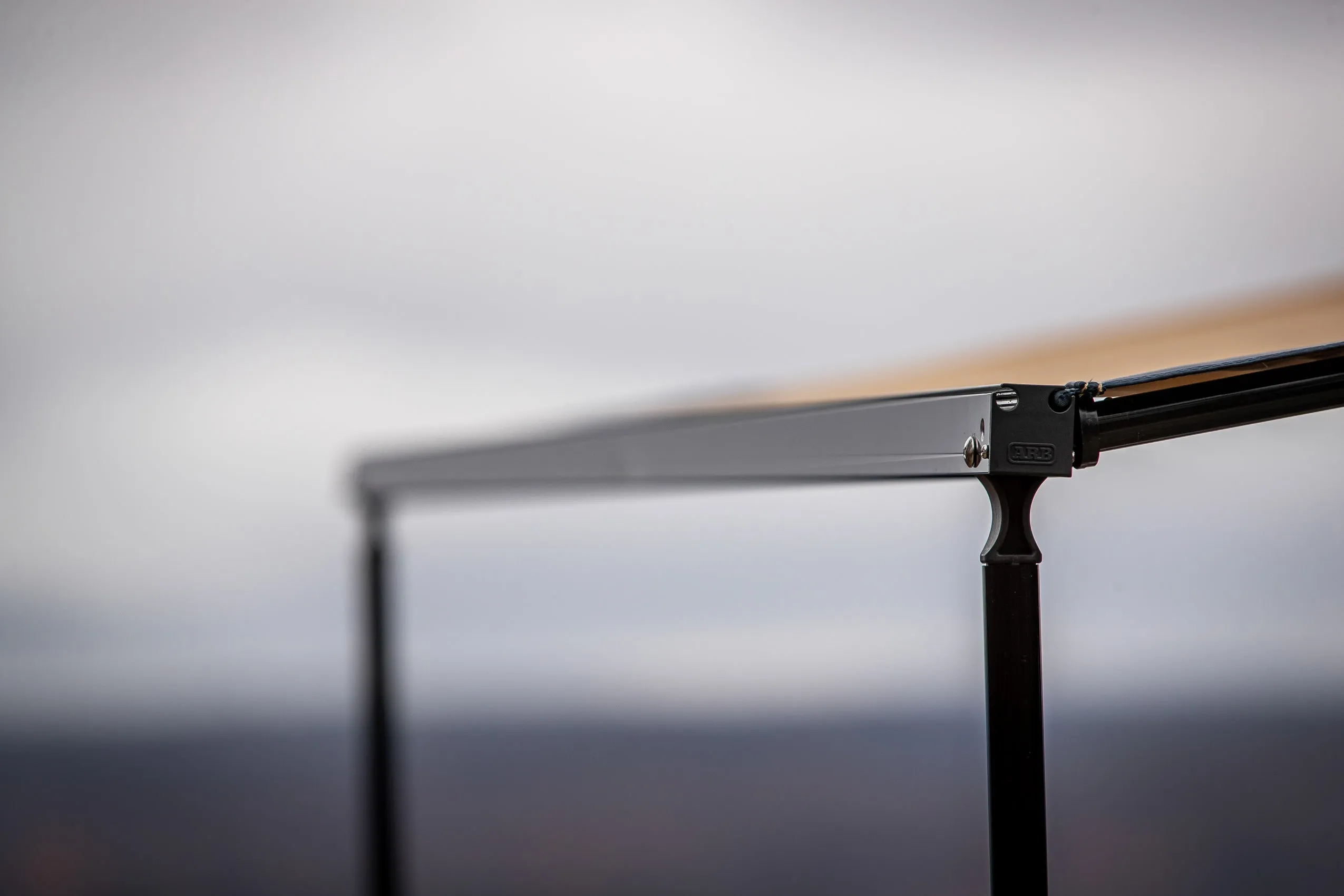ARB GLOSS BLACK ALUMINUM AWNING 2500MM WITH LED LIGHT