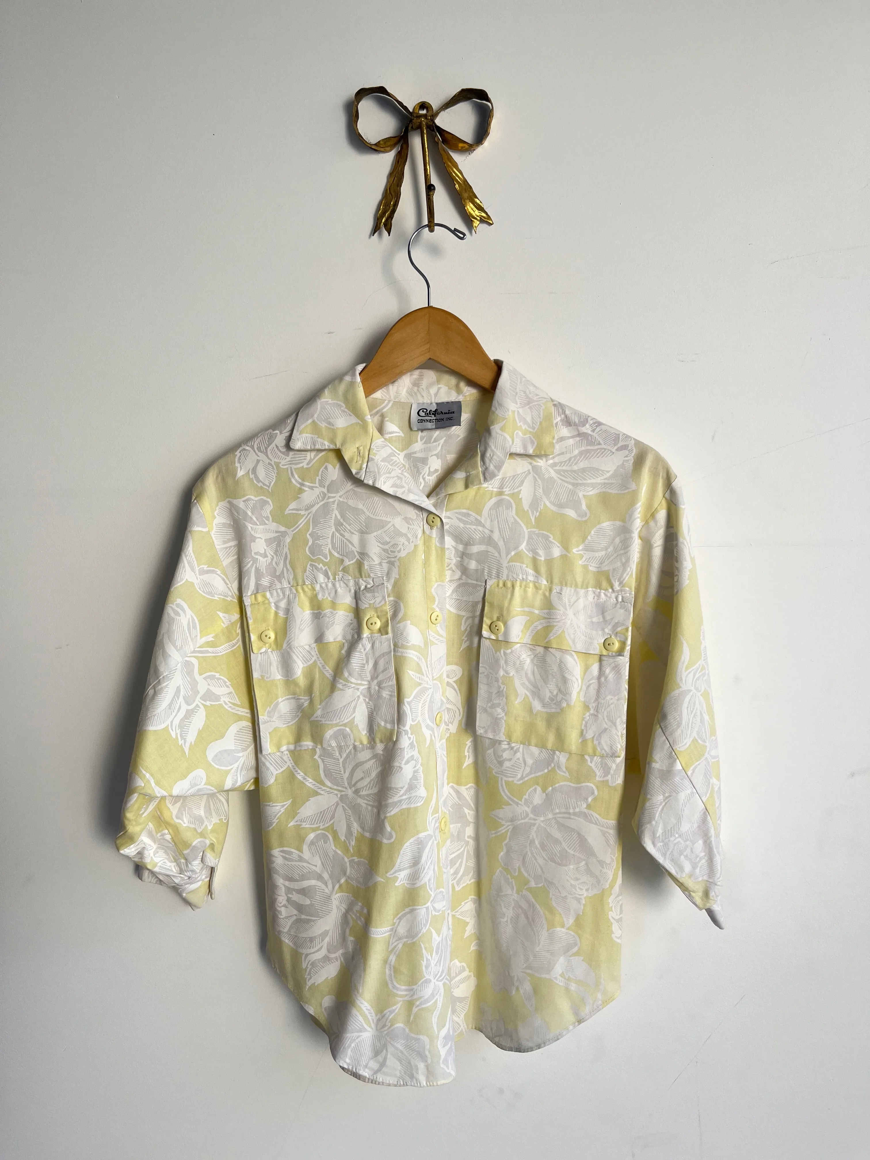 Box Pocket Floral Blouse