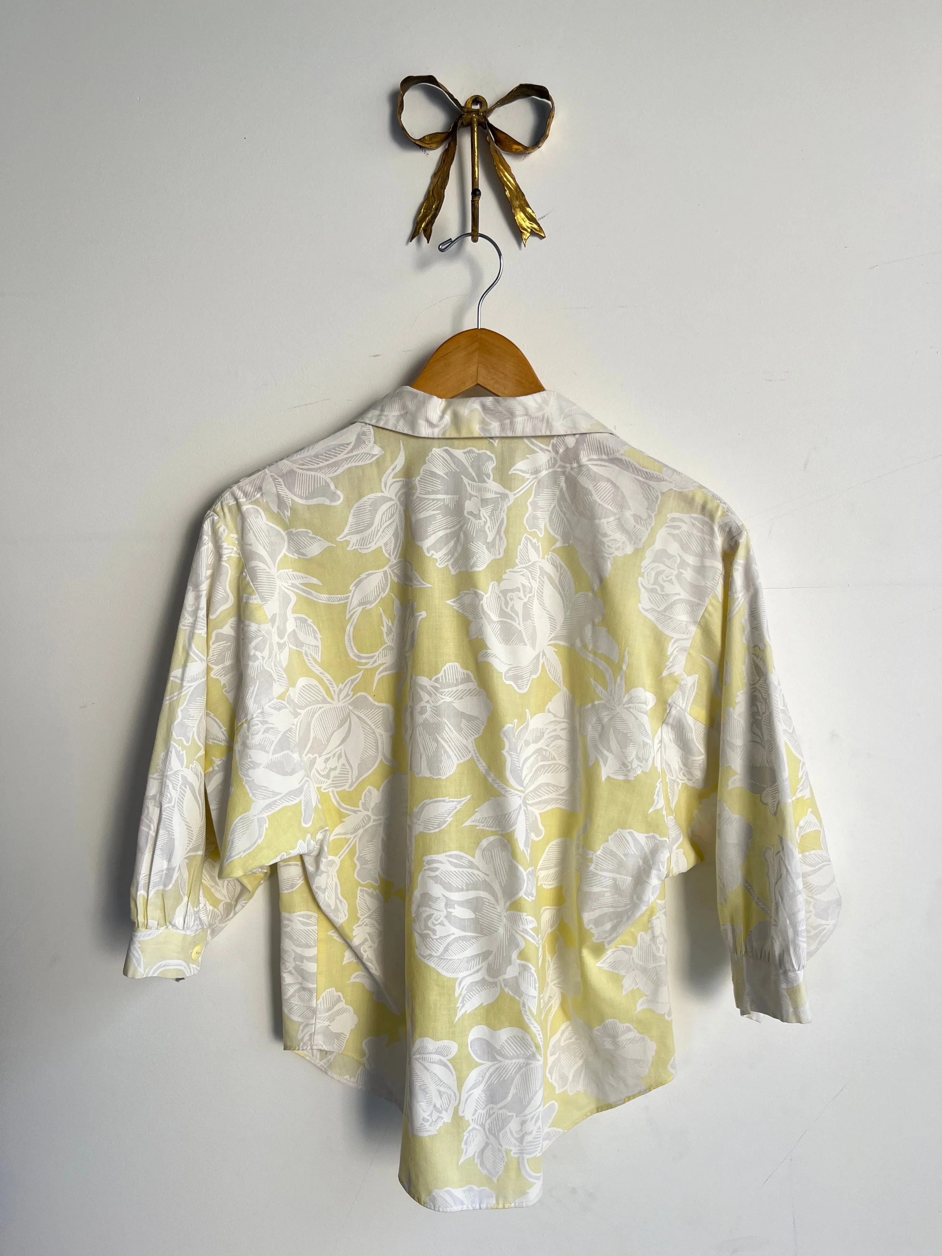 Box Pocket Floral Blouse
