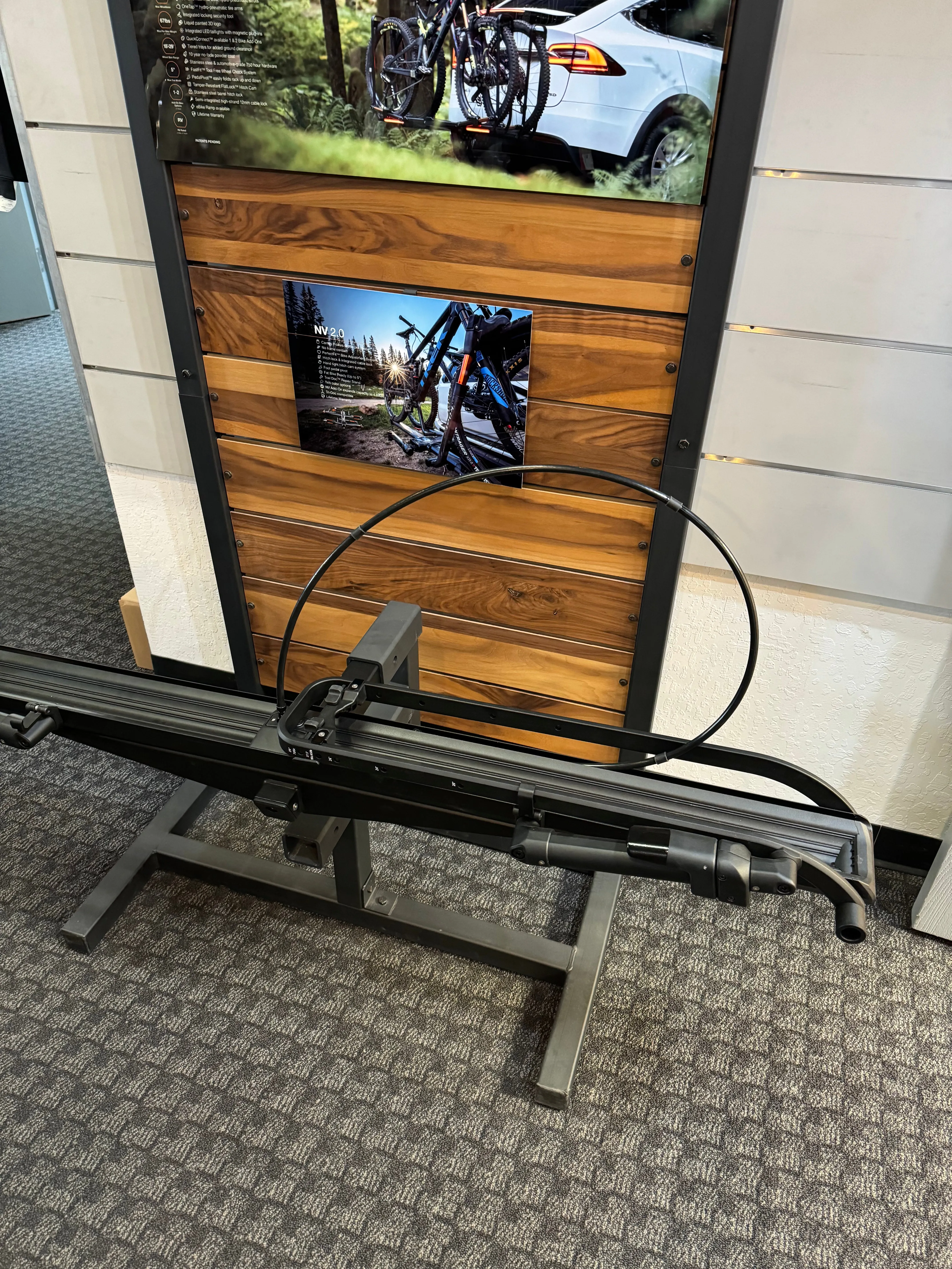 Kuat Piston SR Bike Rack with 2" Hitch Adapter - 1 Bike