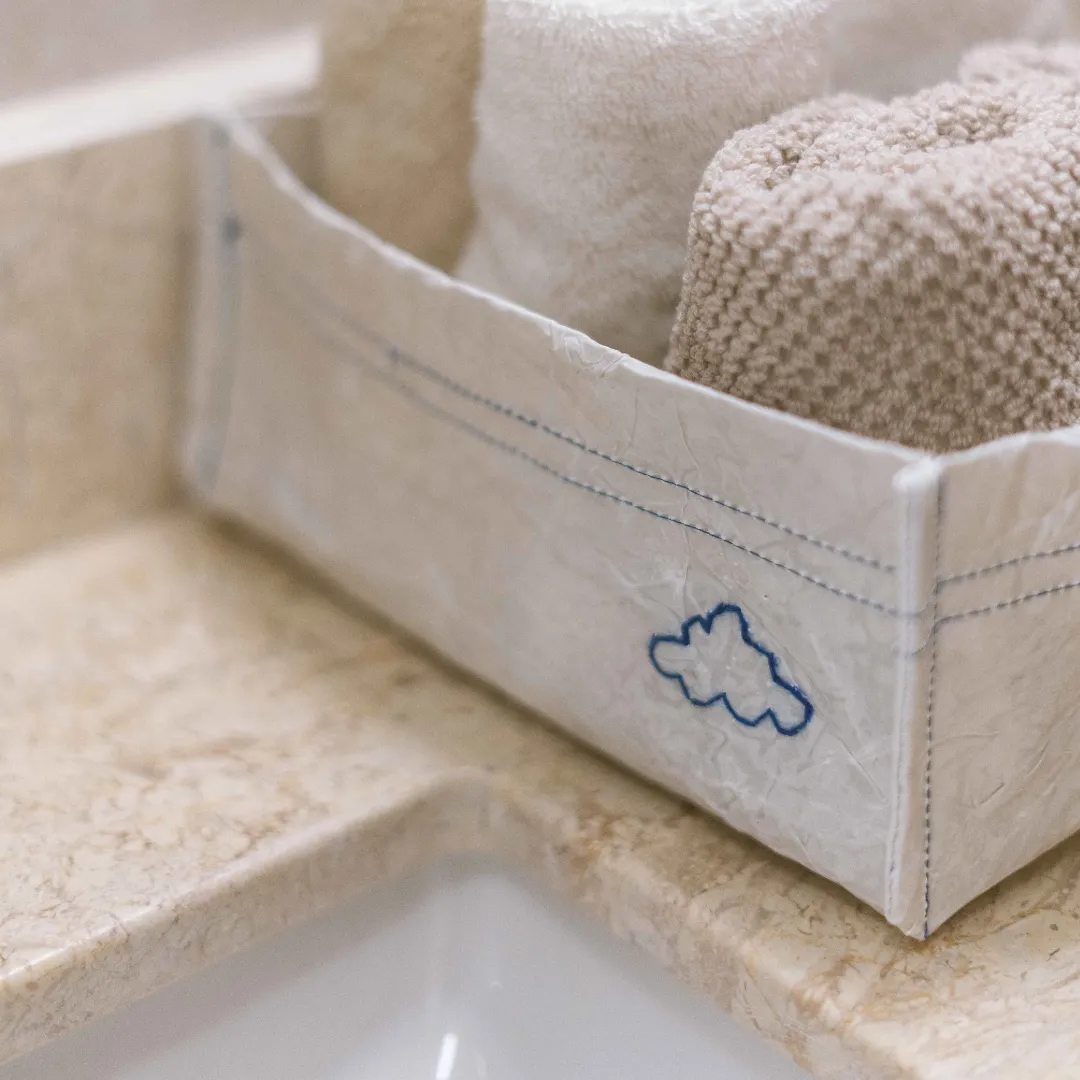 Neutral Horizontal Organizers